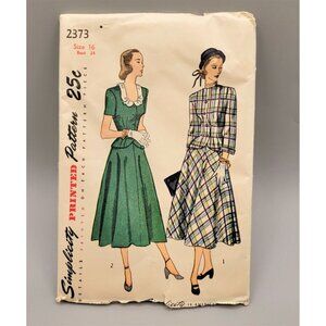 Uncut Simplicity 1940's Suit Dress Detachable Collar Sew Pattern 2373 Size 16
